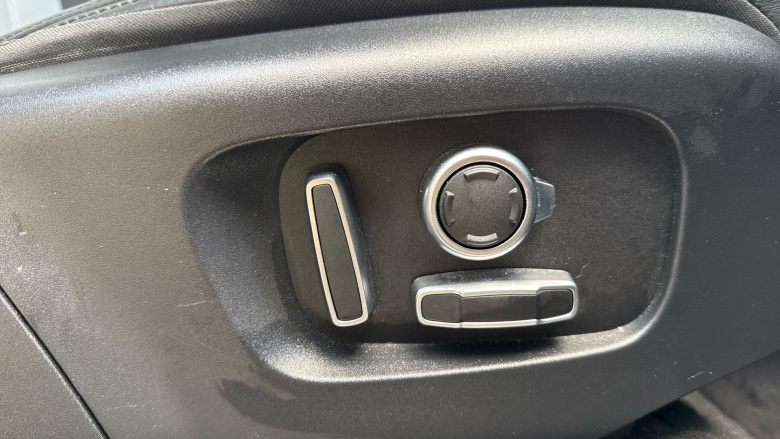 Land Rover Range Rover Evoque 2.0 D200 R-Dynamic HSE 5dr Auto Diesel Hatchback